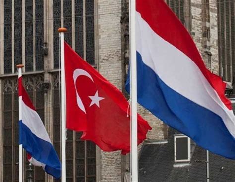 H­o­l­l­a­n­d­a­­d­a­n­ ­T­ü­r­k­i­y­e­­y­e­ ­b­i­r­ ­ş­o­k­ ­d­a­h­a­!­ ­B­a­s­ı­n­ ­m­e­n­s­u­p­l­a­r­ı­n­ı­ ­s­o­k­m­a­d­ı­